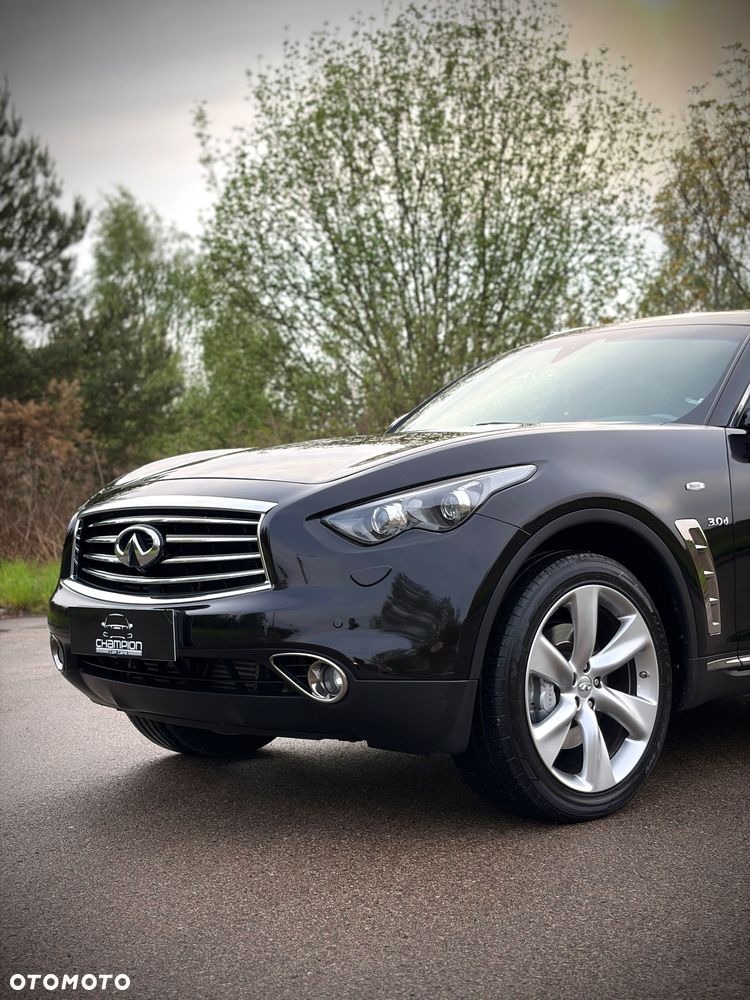 Infiniti QX70 3.0d S - 13