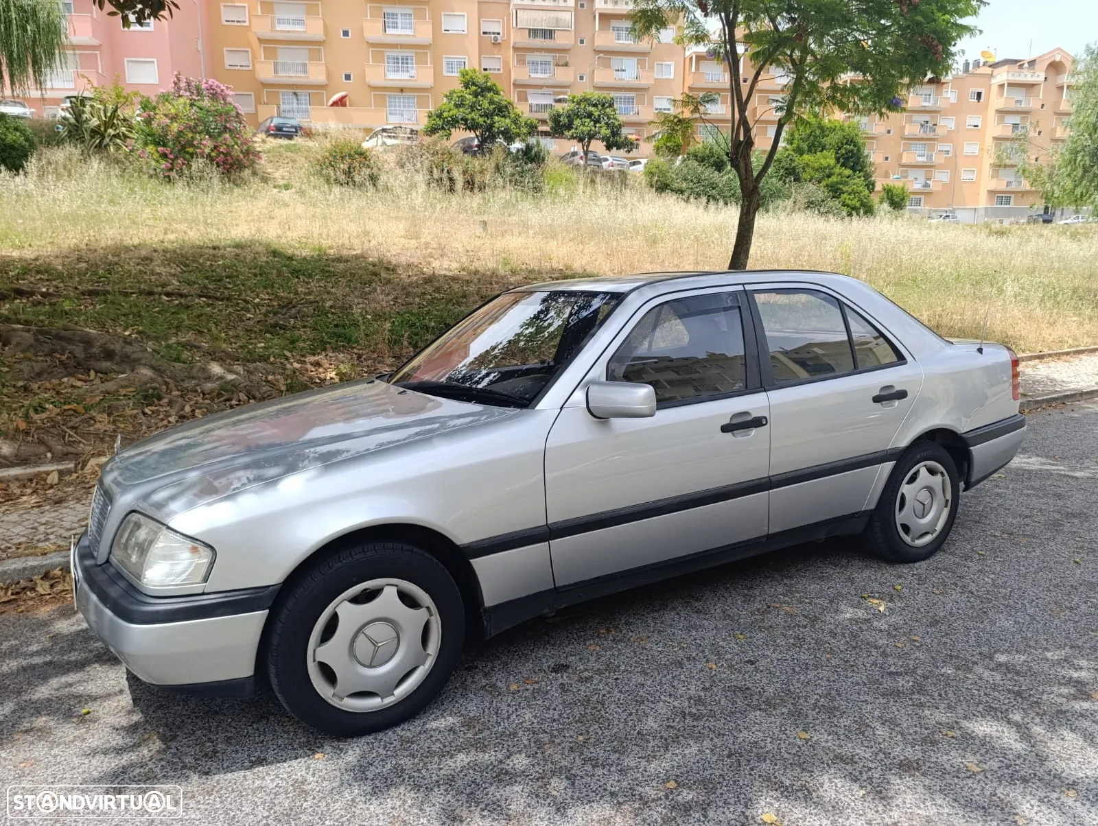 Mercedes-Benz C 220 D Elegance - 2