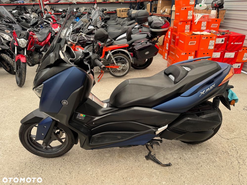 Yamaha X-max - 4