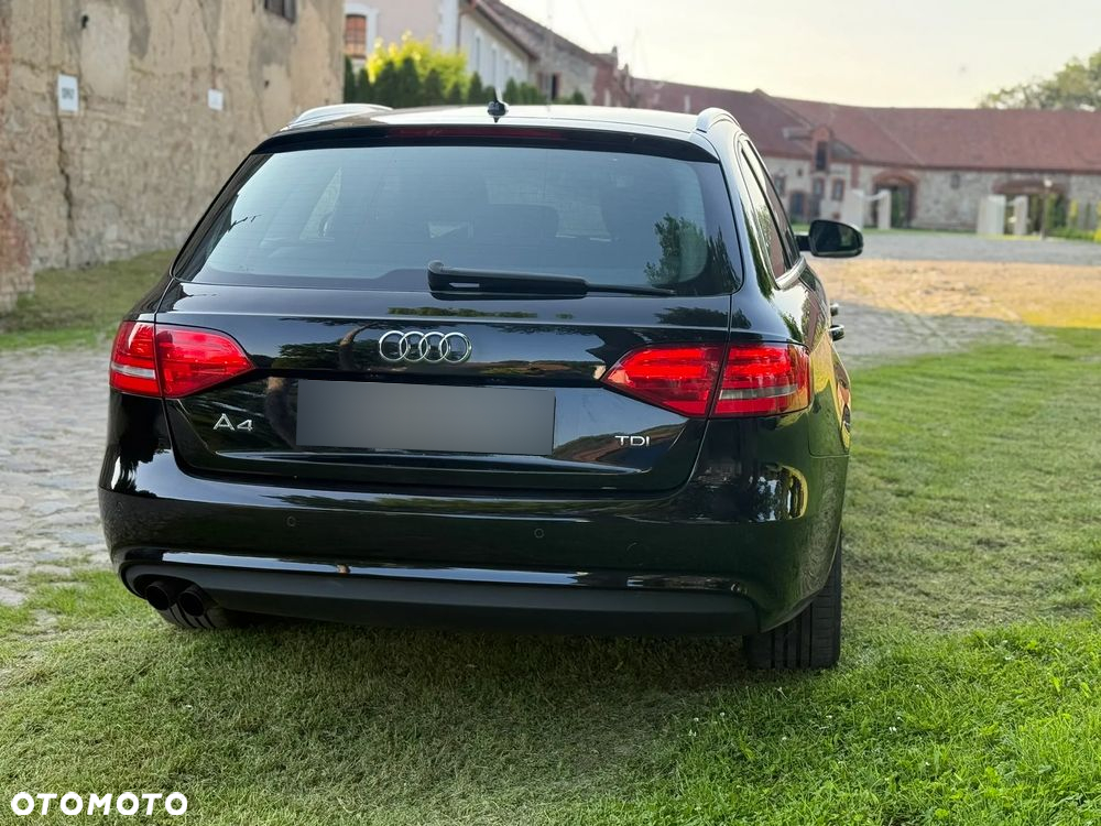 Audi A4 2.0 TDI - 11