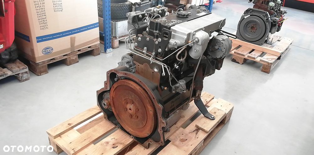 SILNIK PERKINS AA70274 67 kW/2600 rpm 10569 zł netto - 6