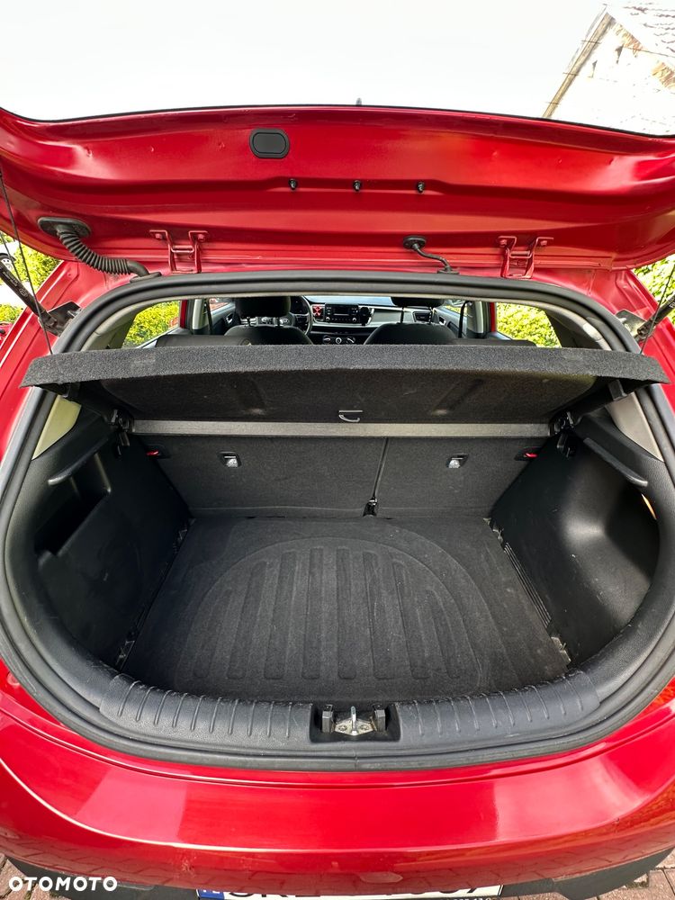 Kia Rio 1.2 M - 11