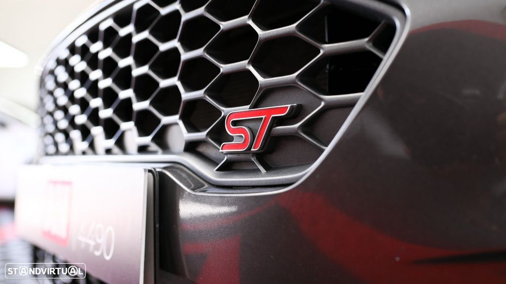 Ford Fiesta 1.5 EcoBoost S&S ST X - 13