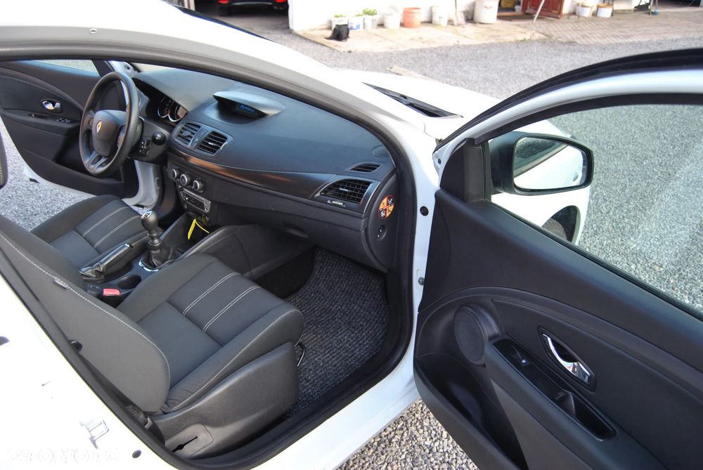 Renault Megane 1.6 16V Life - 5