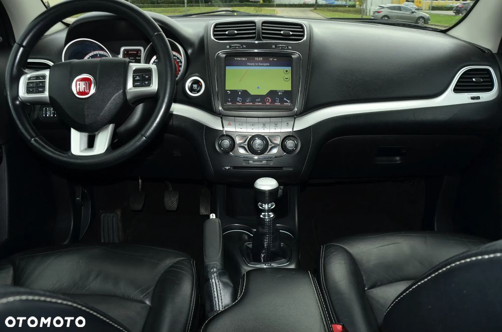 Fiat Freemont 2.0 Multijet Lounge - 22