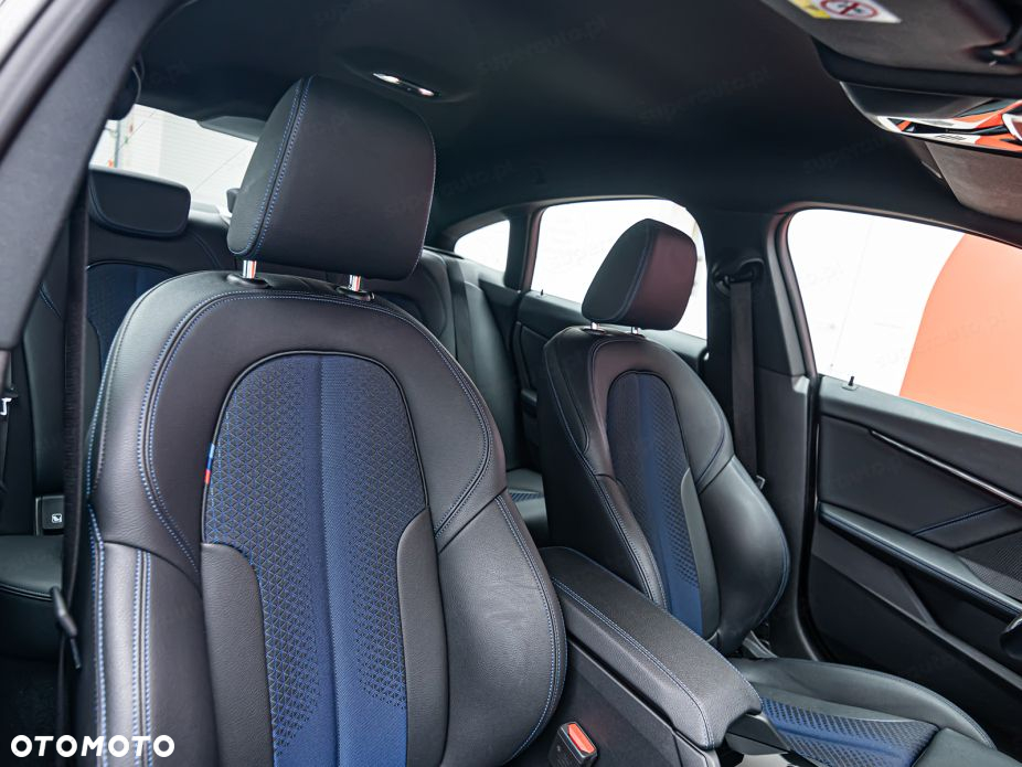 BMW Seria 2 216d M Sport - 9
