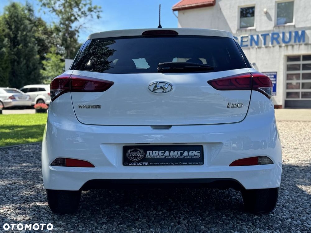 Hyundai i20 1.2 Passion - 14
