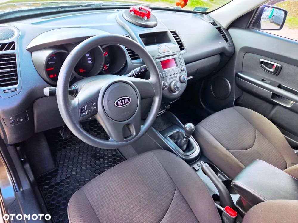 Kia Soul 1.6 M - 27