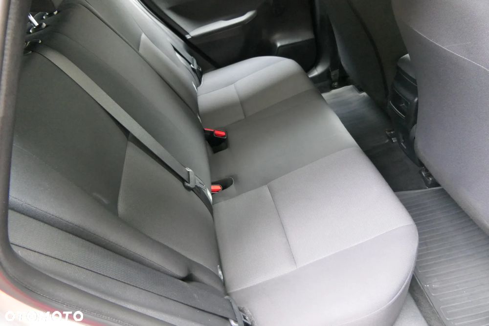 Toyota Auris 1.33 VVT-i Active - 19