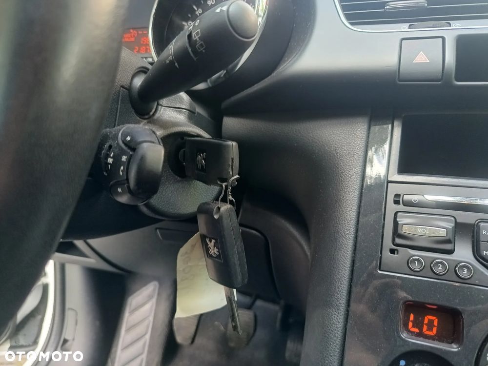 Peugeot 3008 HDi FAP 150 Premium - 20