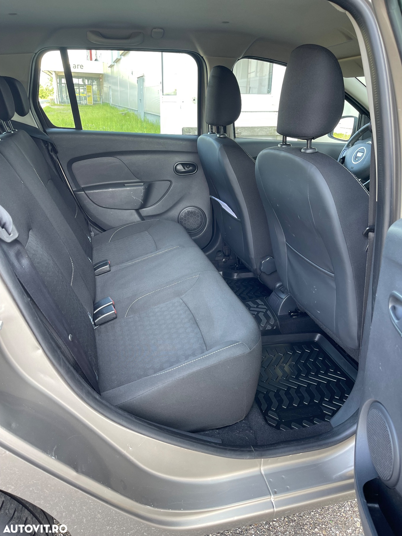 Dacia Logan 0.9 90CP Ambiance - 16
