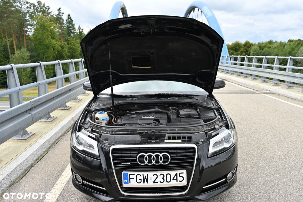 Audi A3 Sportback - 13