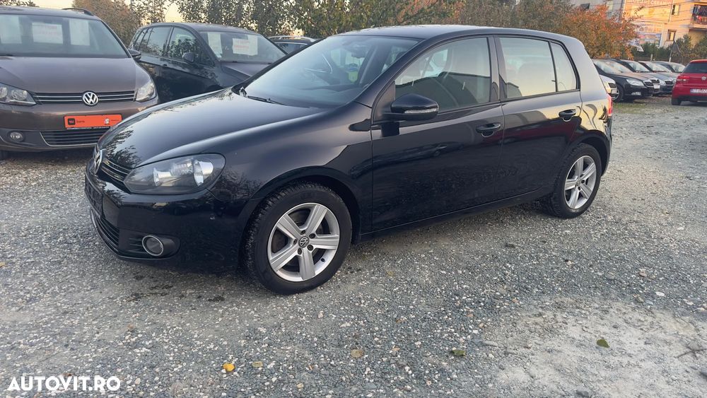 Volkswagen Golf - 10