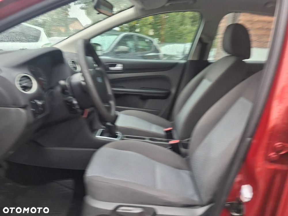Ford Focus 1.6 16V Style - 21