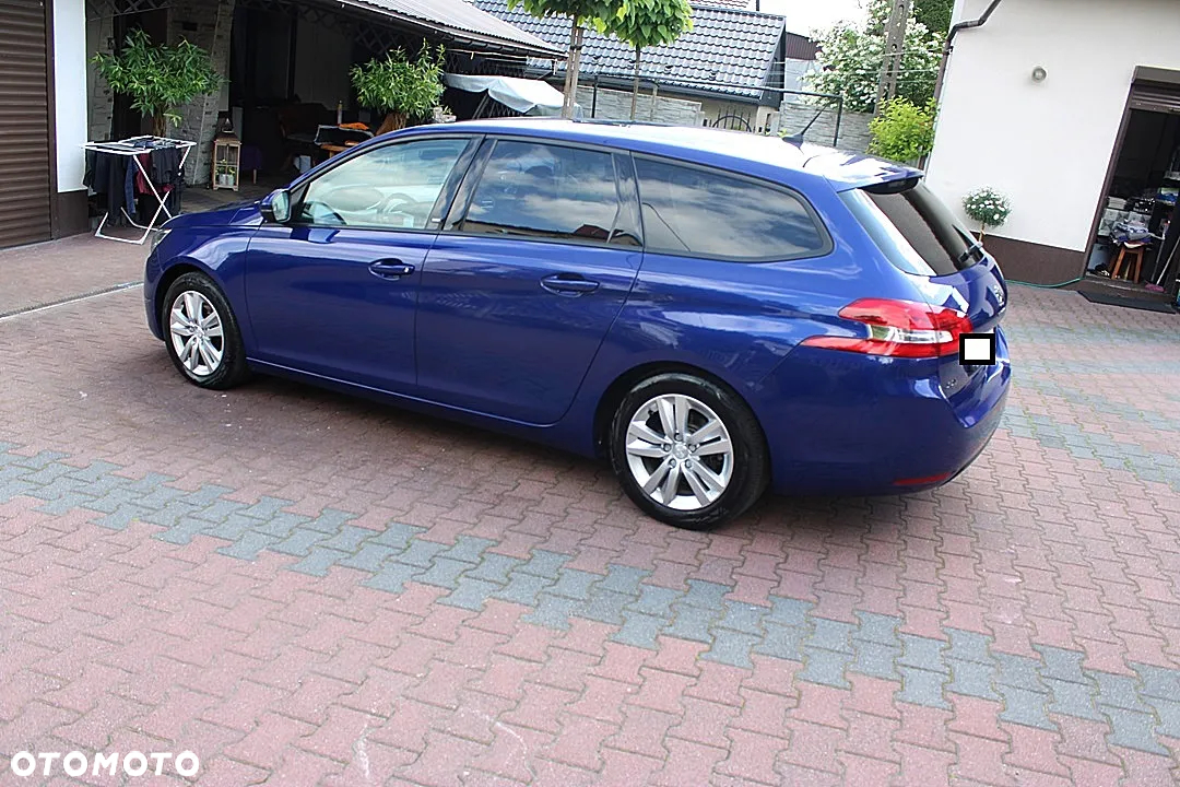 Peugeot 308 1.5 BlueHDi Allure S&S - 8