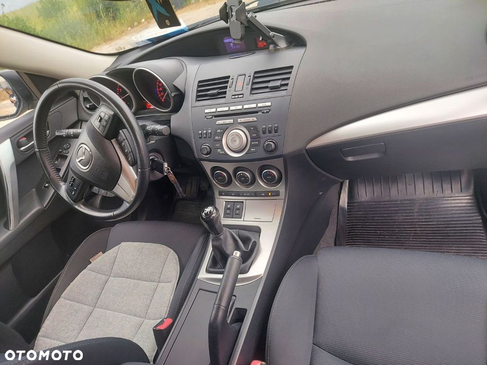 Mazda 3 - 9
