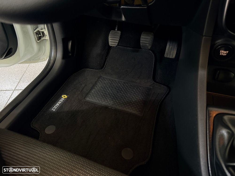 Renault Clio 1.5 dCi Dynamique Sport Edtion - 23