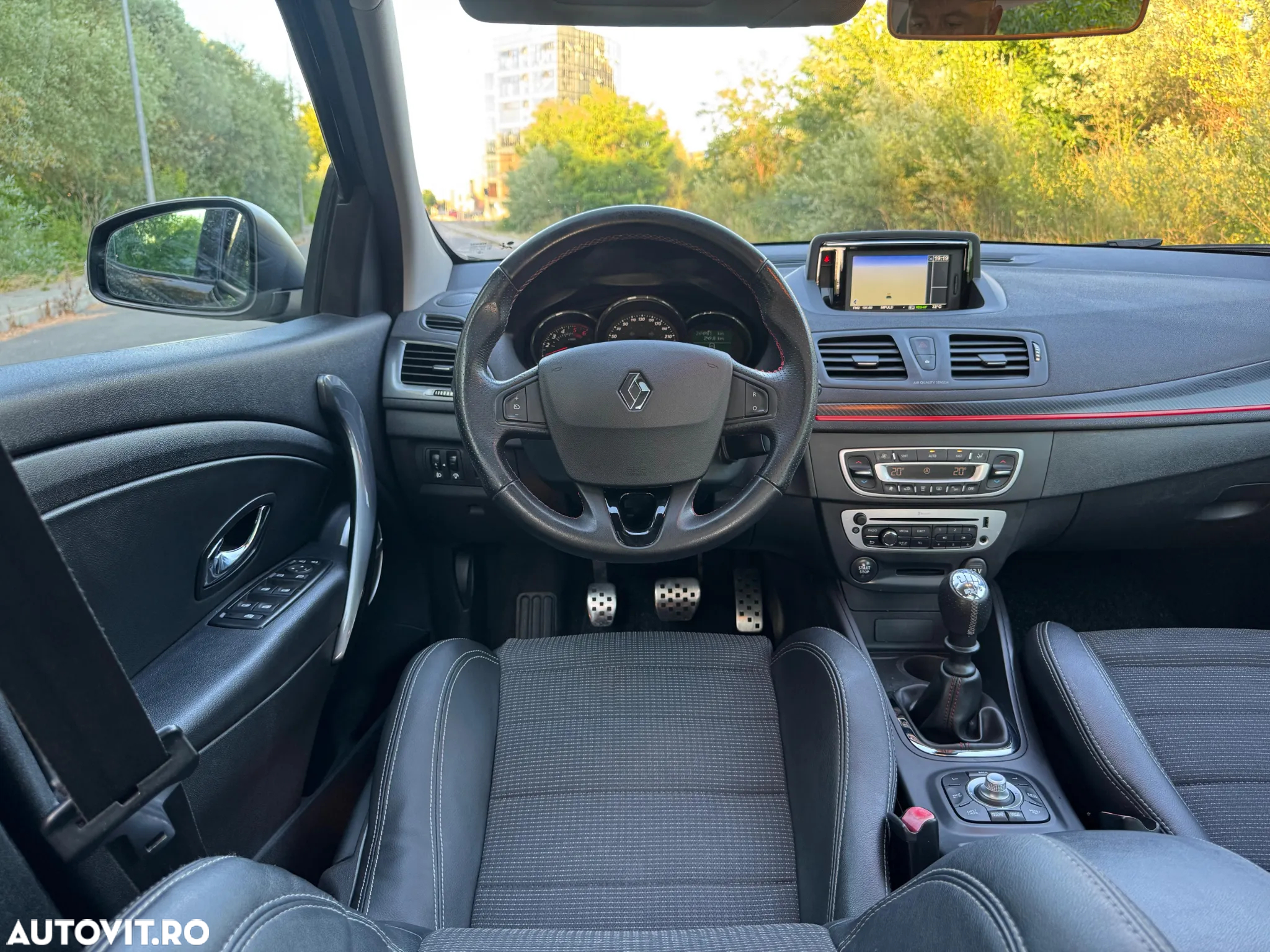 Renault Megane ENERGY dCi 110 GT LINE - 6
