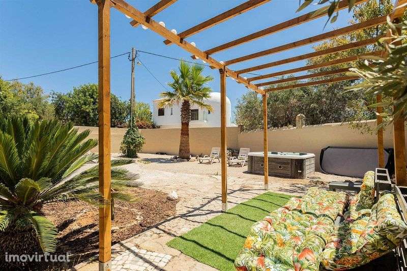 Moradia em Santa Barbara de Nexe com vista Mar e Serra - Grande imagem: 4/12