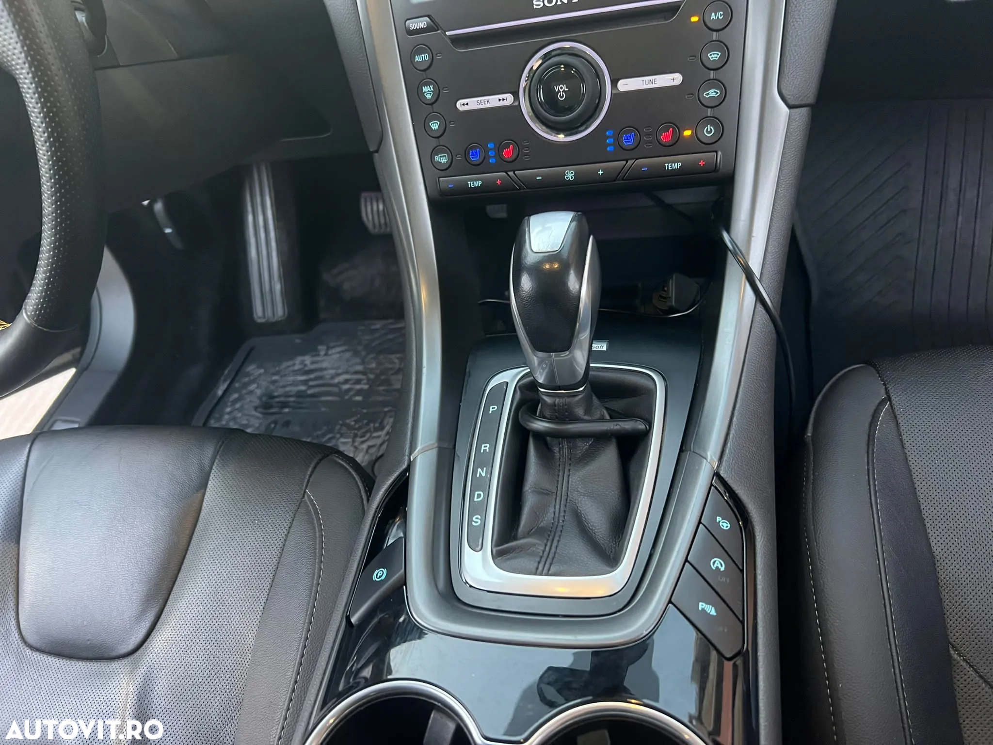 Ford Mondeo 2.0 EcoBoost Powershift Titanium - 15