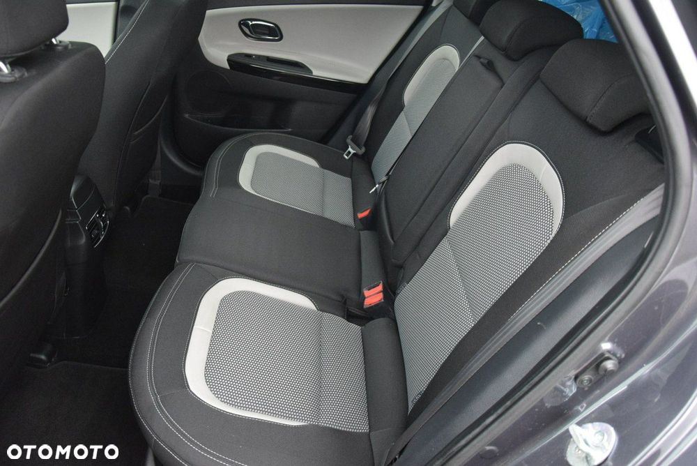 Kia Ceed 1.6 CRDi 128 ISG Spirit - 17