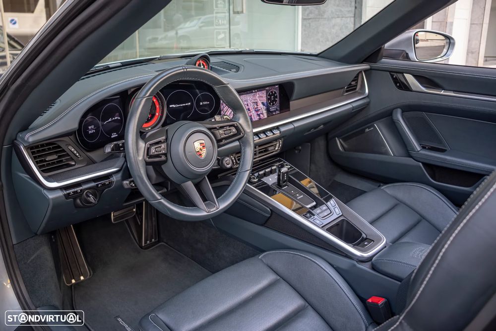 Porsche 911 (992) Carrera 4S PDK - 11