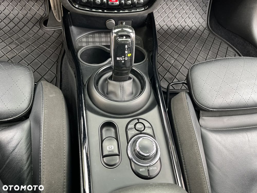 MINI John Cooper Works ALL4 sport - 14