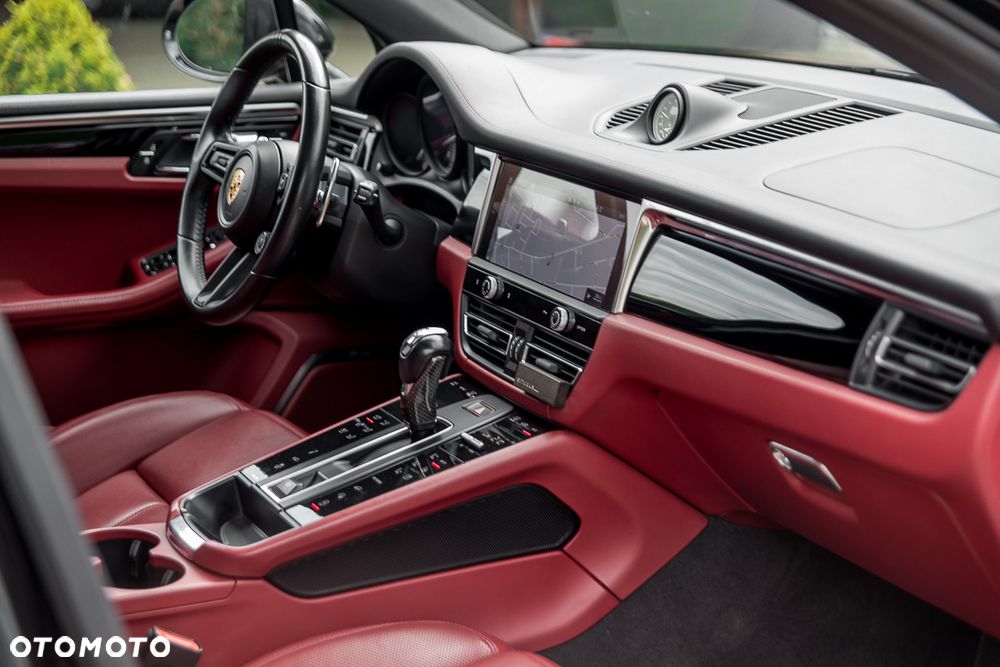 Porsche Macan GTS PDK - 25