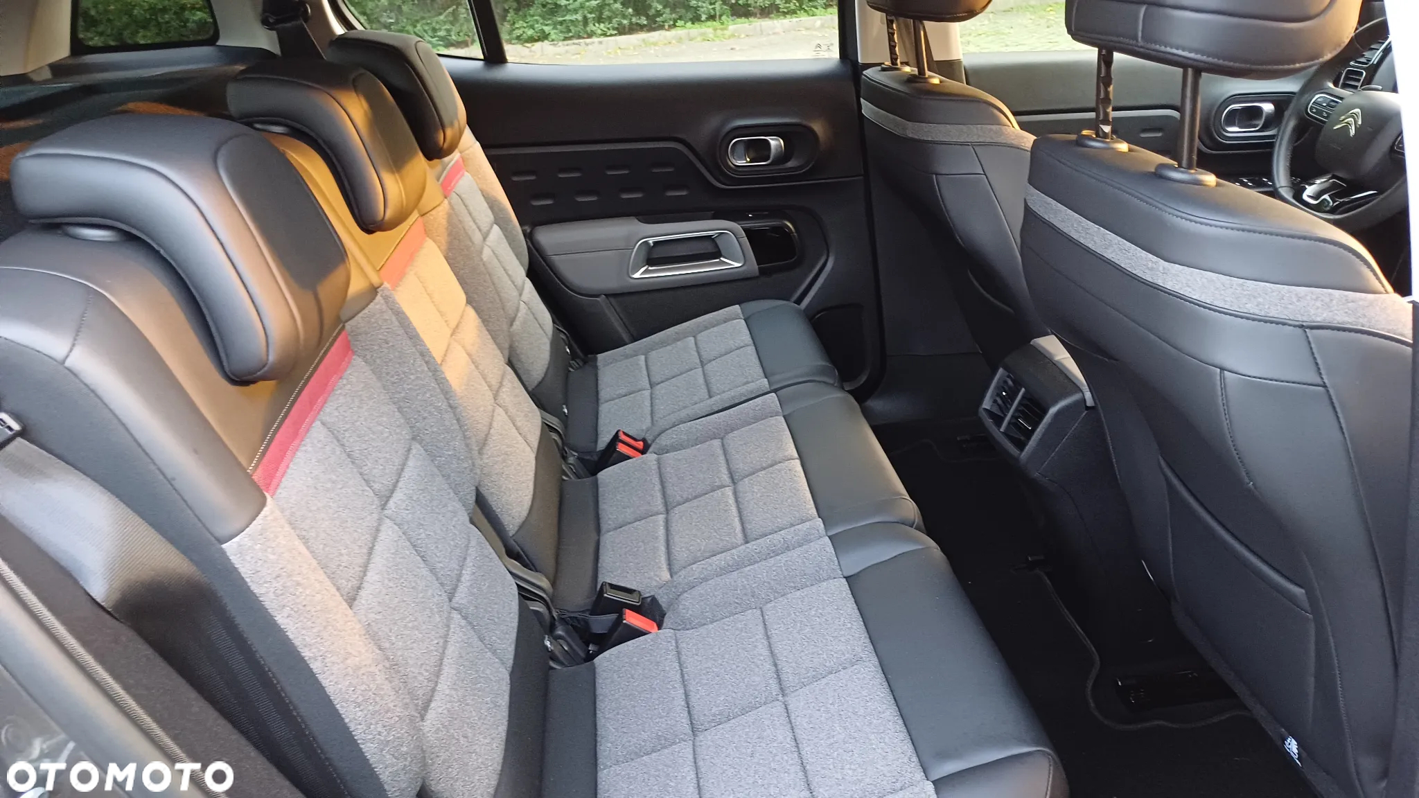 Citroën C5 Aircross BlueHDI 130 S&S EAT8 C-SERIES - 13