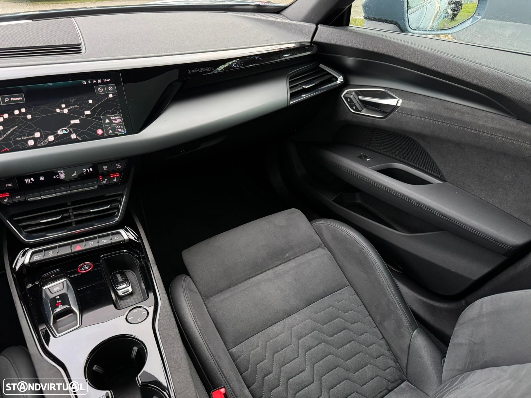 Audi e-tron GT quattro - 32