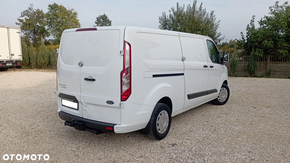 Ford TRANSIT CUSTOM 2.0TDI - 8