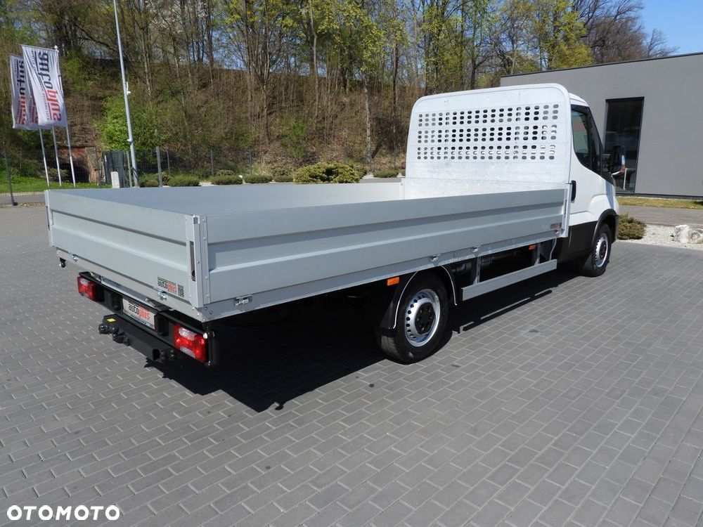 Iveco DAILY 35S16 SKRZYNIA 8 PALET TEMPOMAT LEDY AUTOMAT HI-MATIC KLIMATYZACJA  160KM - 15