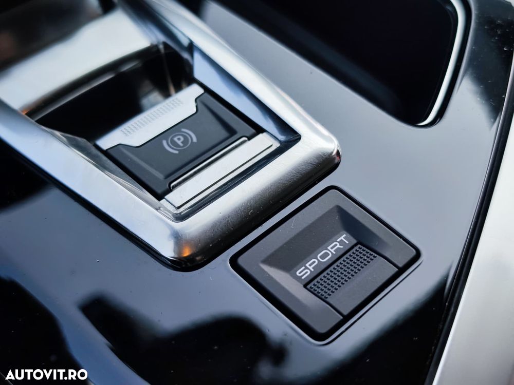 Peugeot 3008 1.2 PureTech Turbo S&S EAT8 Active - 27