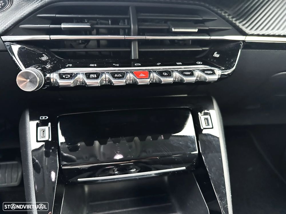 Peugeot e-2008 Allure+ - 22