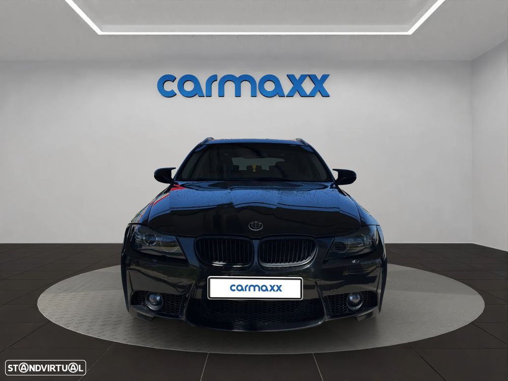 BMW 320 d Luxury Line - 2