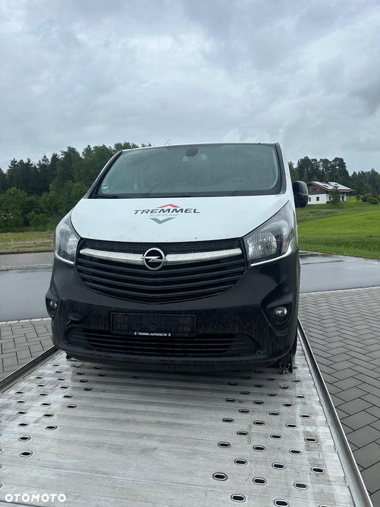 Opel Vivaro - 2