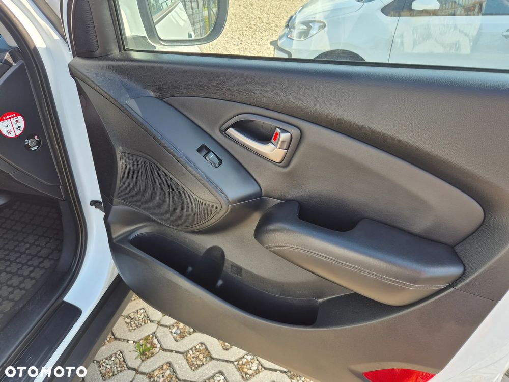 Hyundai ix35 1.6 GDI Classic 2WD - 16