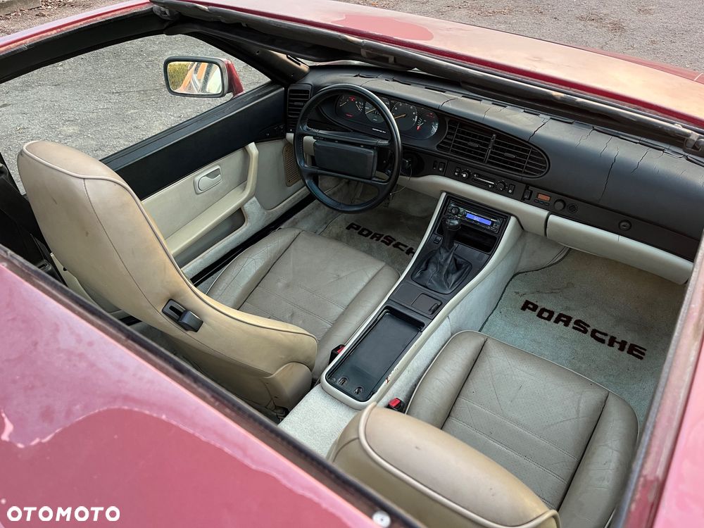 Porsche 944 - 12