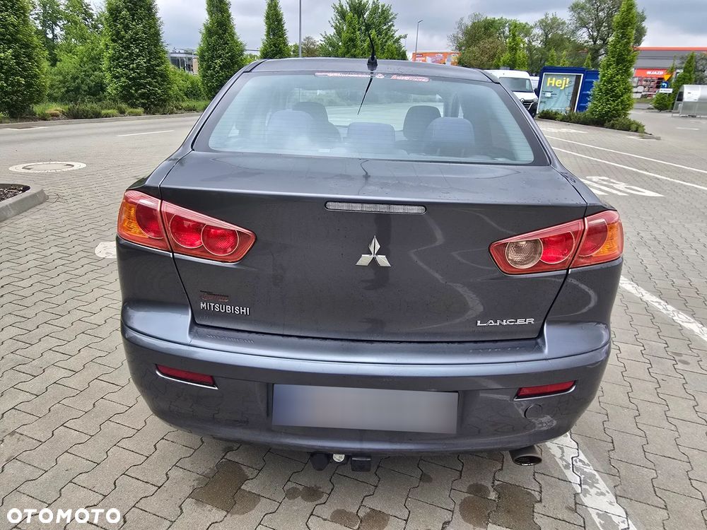 Mitsubishi Lancer 1.8 Intense - 17