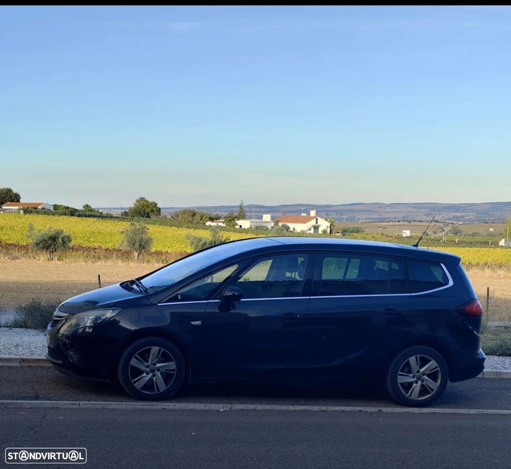 Opel Zafira 1.6 CDTi Executive - 1