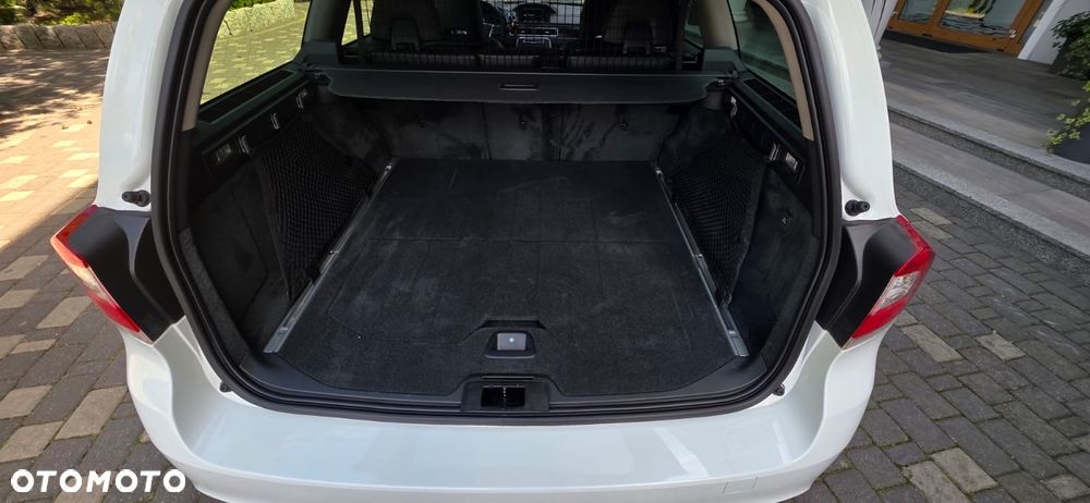 Volvo V70 D4 Geartronic Summum - 24