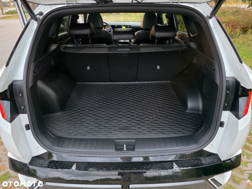 Hyundai Tucson 1.6 T-GDi HEV N-Line 2WD - 27