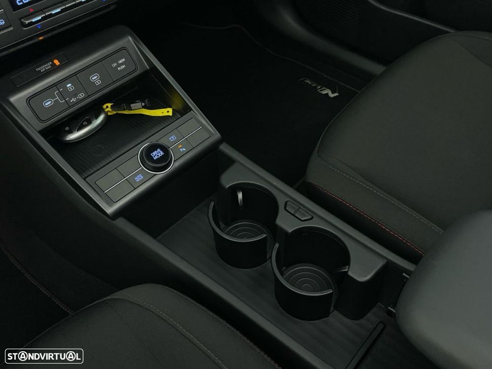 Hyundai Kauai 1.6 GDi HEV Premium - 24
