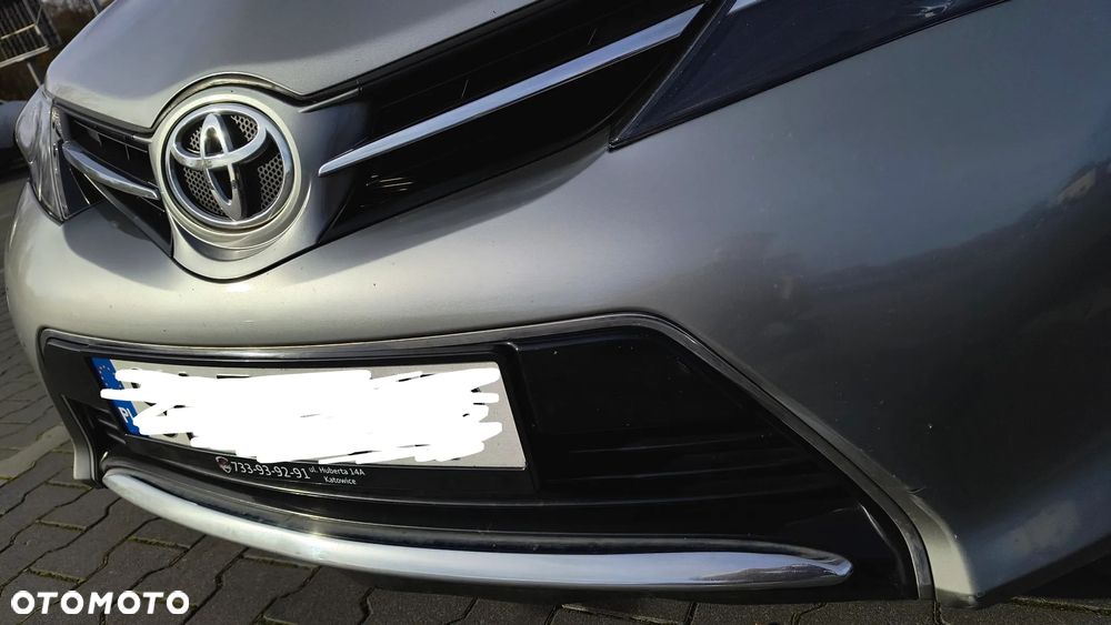 Toyota Auris 1.4 D-4D Premium Comfort - 18