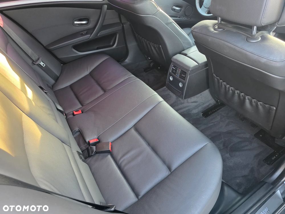 BMW Seria 5 - 8