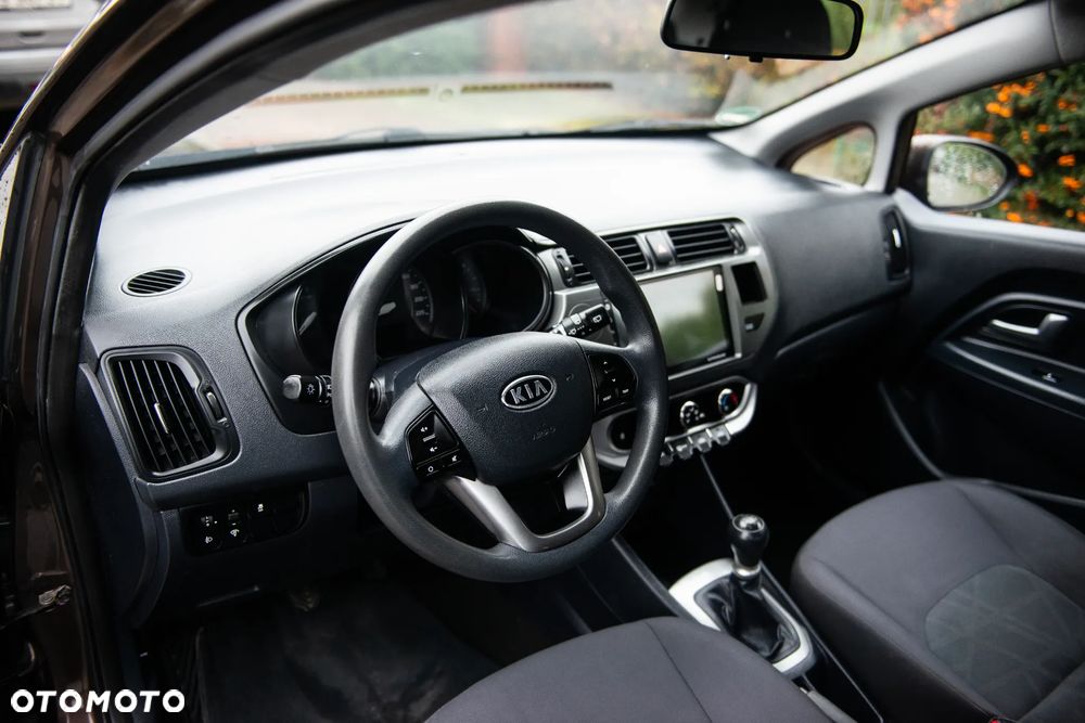 Kia Rio 1.2 Business Line - 19