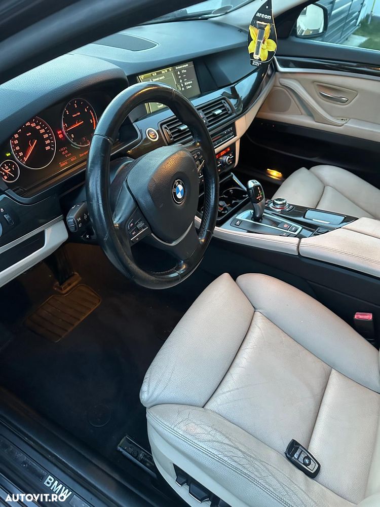 BMW Seria 5 525d Aut. - 22
