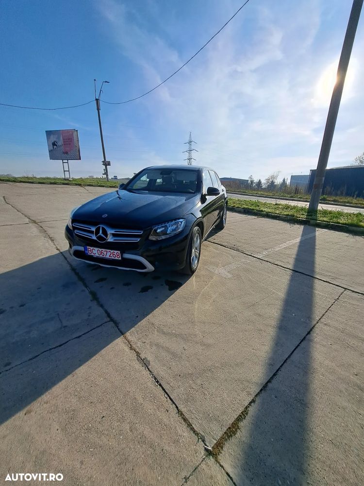 Mercedes-Benz GLC 220 d 4Matic 9G-TRONIC AMG Line - 11