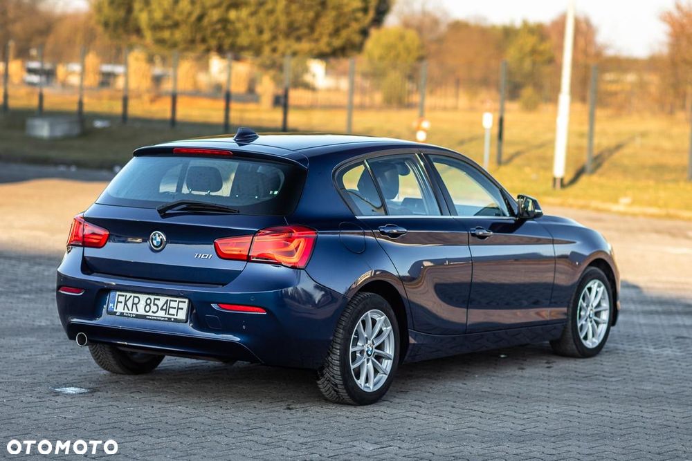 BMW Seria 1 118i Sport Line Shadow - 2