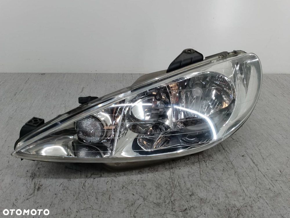 LAMPA PRZÓD LEWA PEUGEOT 206 SW 9660535680 89901056 - 1